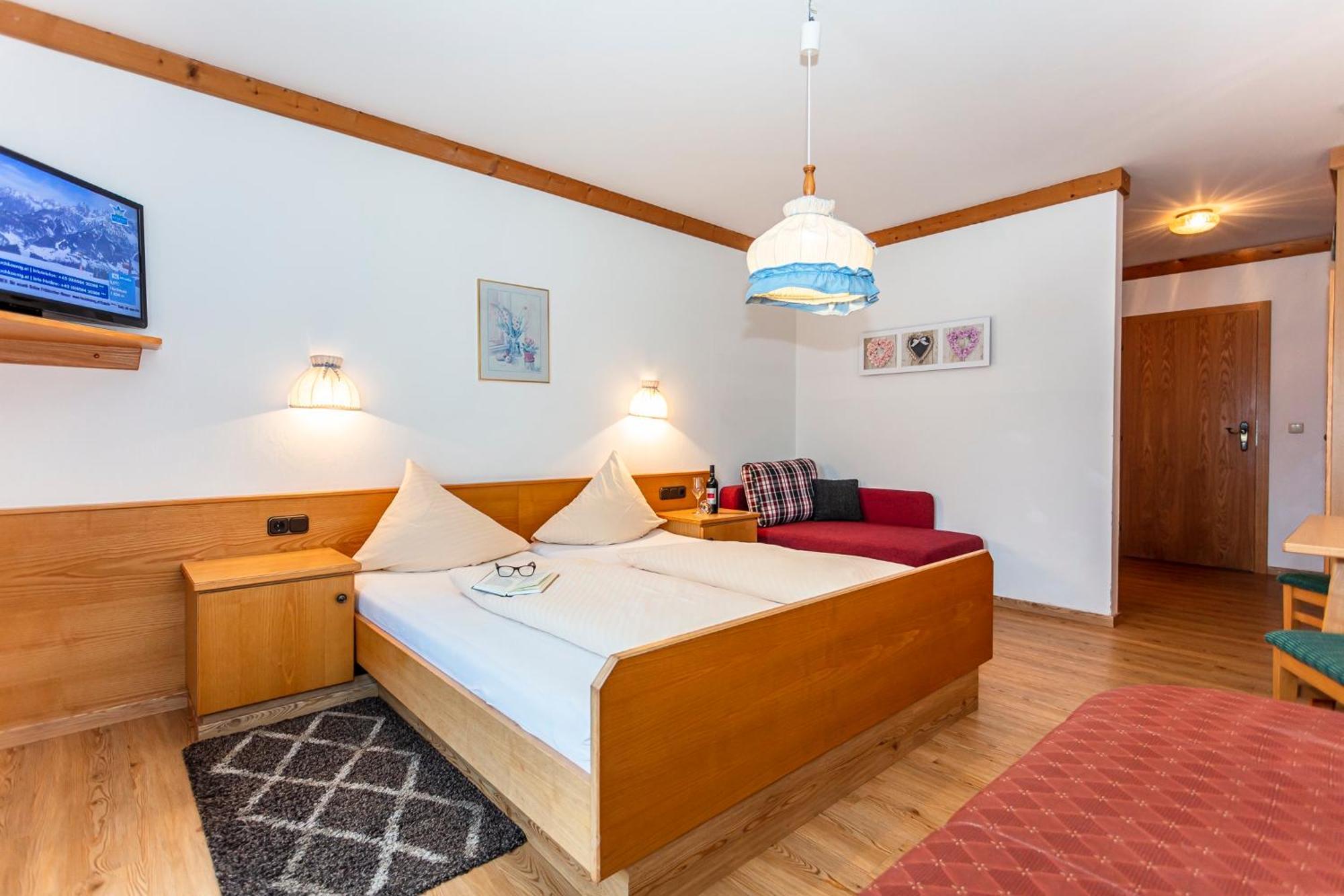 Berggasthof Christernreith Maria Alm am Steinernen Meer Bagian luar foto